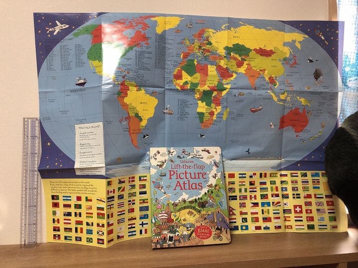 Usborne Lift-the-flap Picture Atlas イギリス