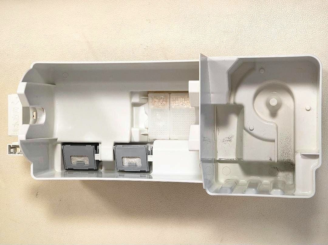 電極と塩タブほぼ未使用　パナソニック　ジアイーノ　除菌脱臭機　F-MV2100