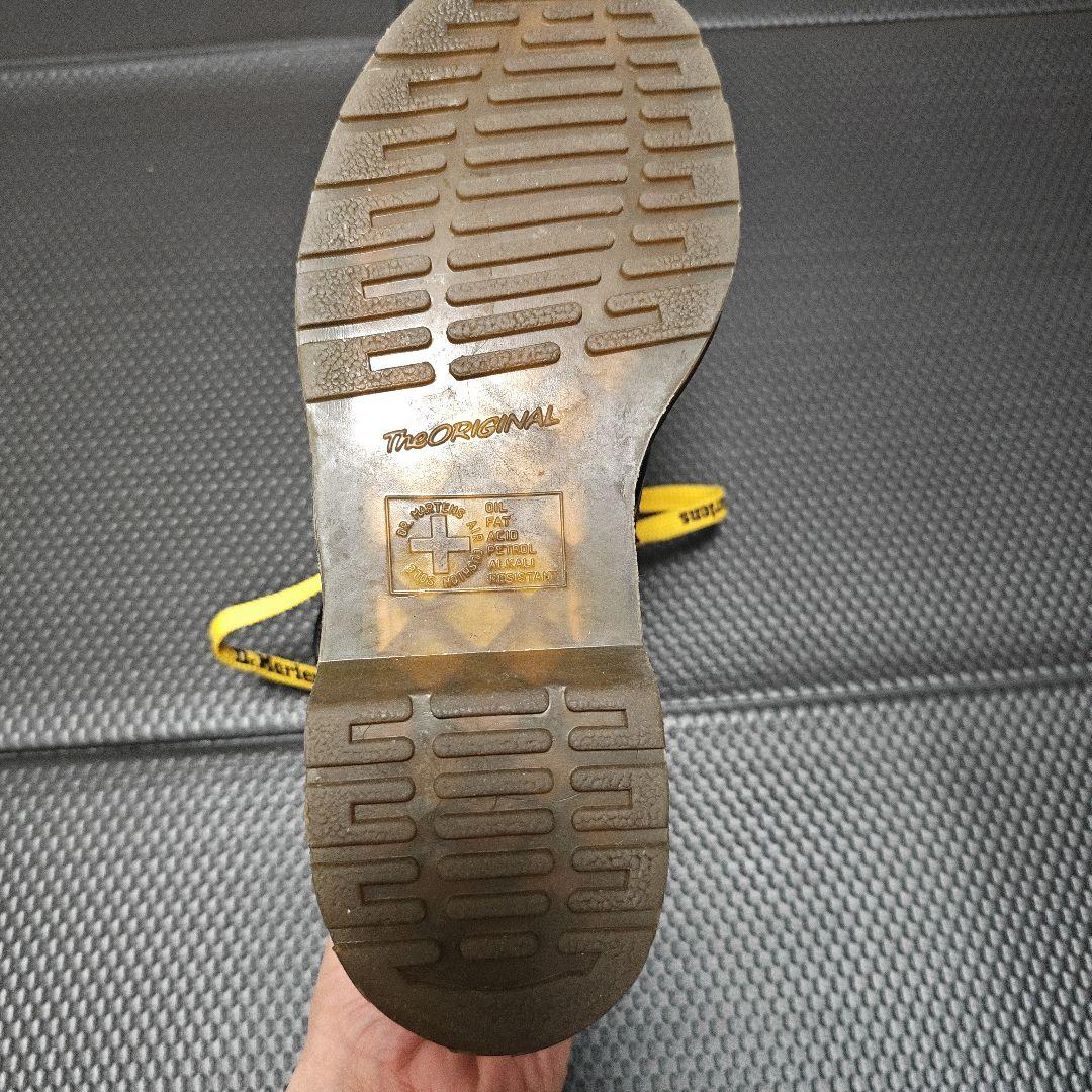 Dr. Martens 8ホール