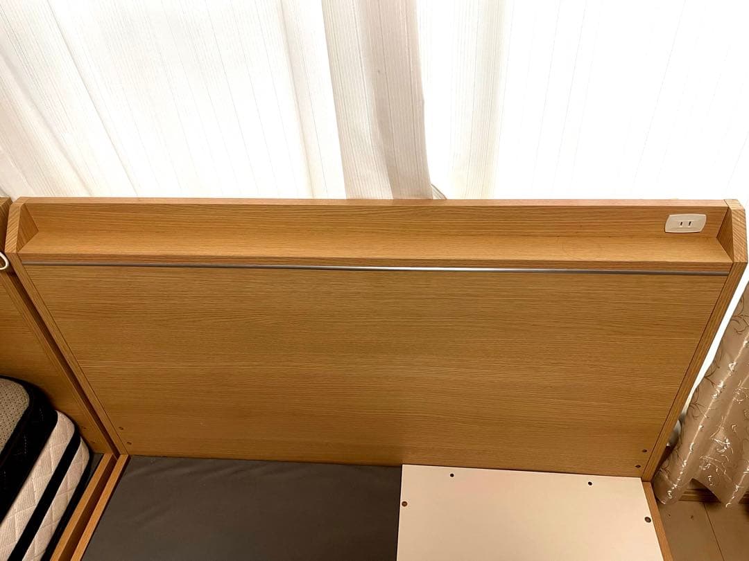 【手渡し】ニトリ　セミダブルベッド　フレームのみ　チェストベッド