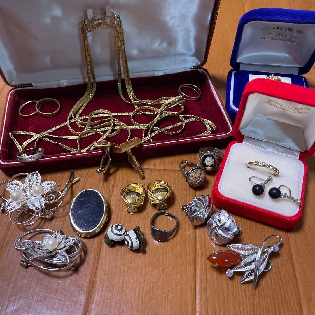 ラ*ー様 遺品整理　アクセサリーセット