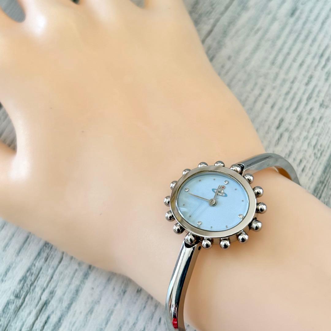 【希少】vivienne ヴィヴィアン 腕時計 VW-9005 ミルククラウン