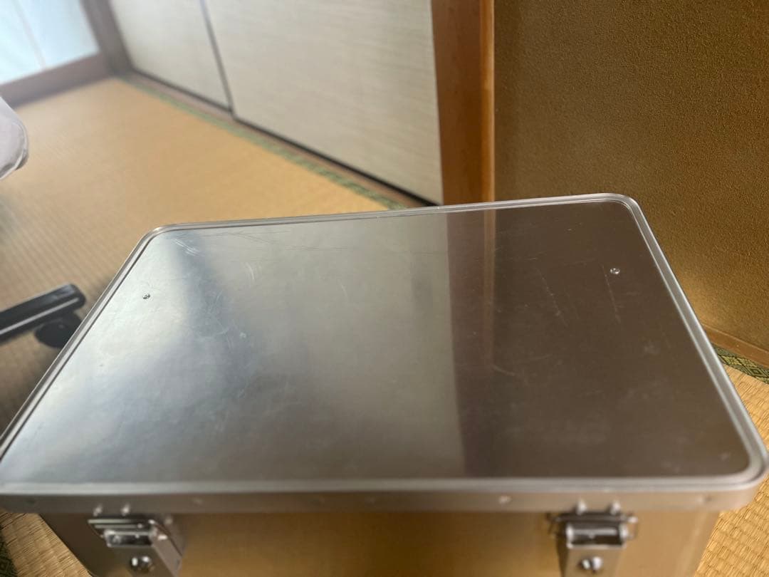 【48ℓ】ALUTEC アルミニウムボックス　classic48【折り畳み脚付】