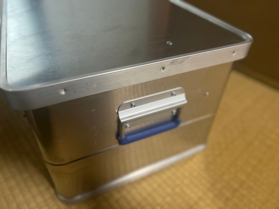 【48ℓ】ALUTEC アルミニウムボックス　classic48【折り畳み脚付】