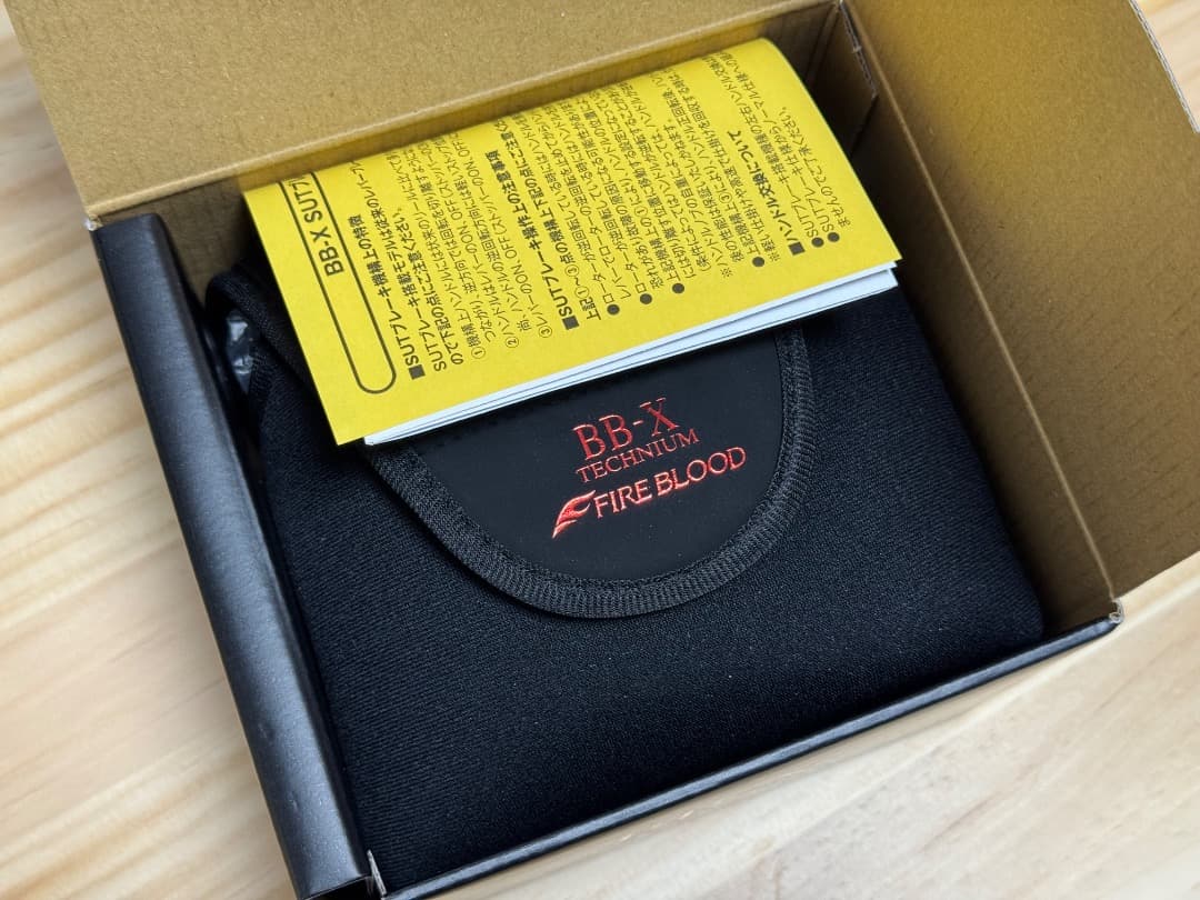 新品 シマノBB-XテクニウムファイアブラッドC3000DXXGS 右ハンドル