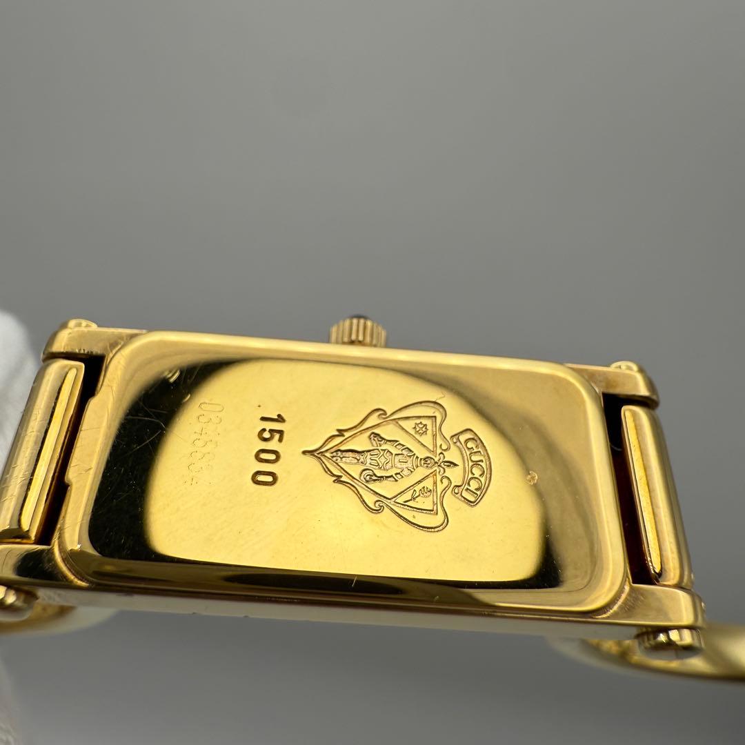 GUCCI グッチ 腕時計 watch 1500L 黒文字盤　ゴールド　美品