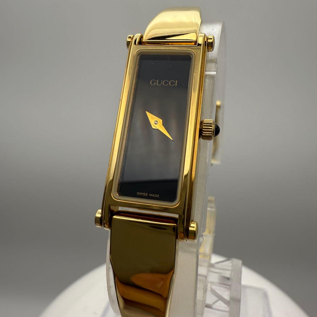 GUCCI グッチ 腕時計 watch 1500L 黒文字盤　ゴールド　美品