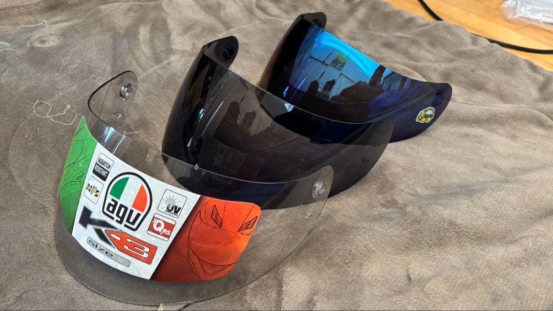 たかたけ　AGV フルフェイスヘルメット ロッシーレプリカ