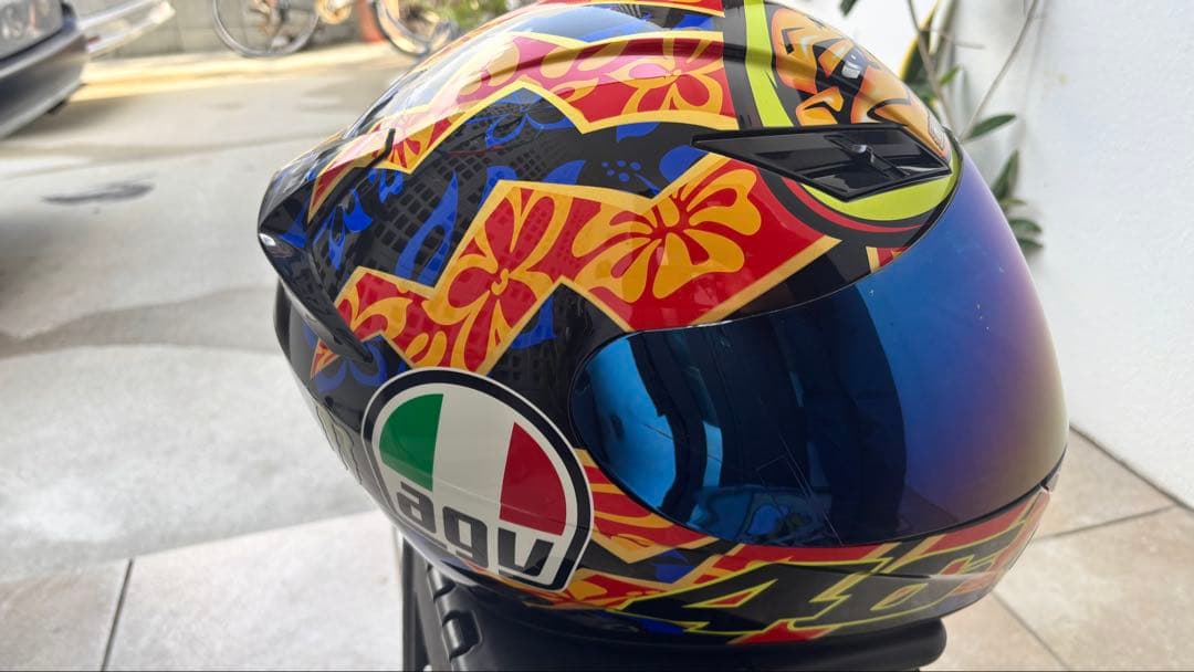 たかたけ　AGV フルフェイスヘルメット ロッシーレプリカ