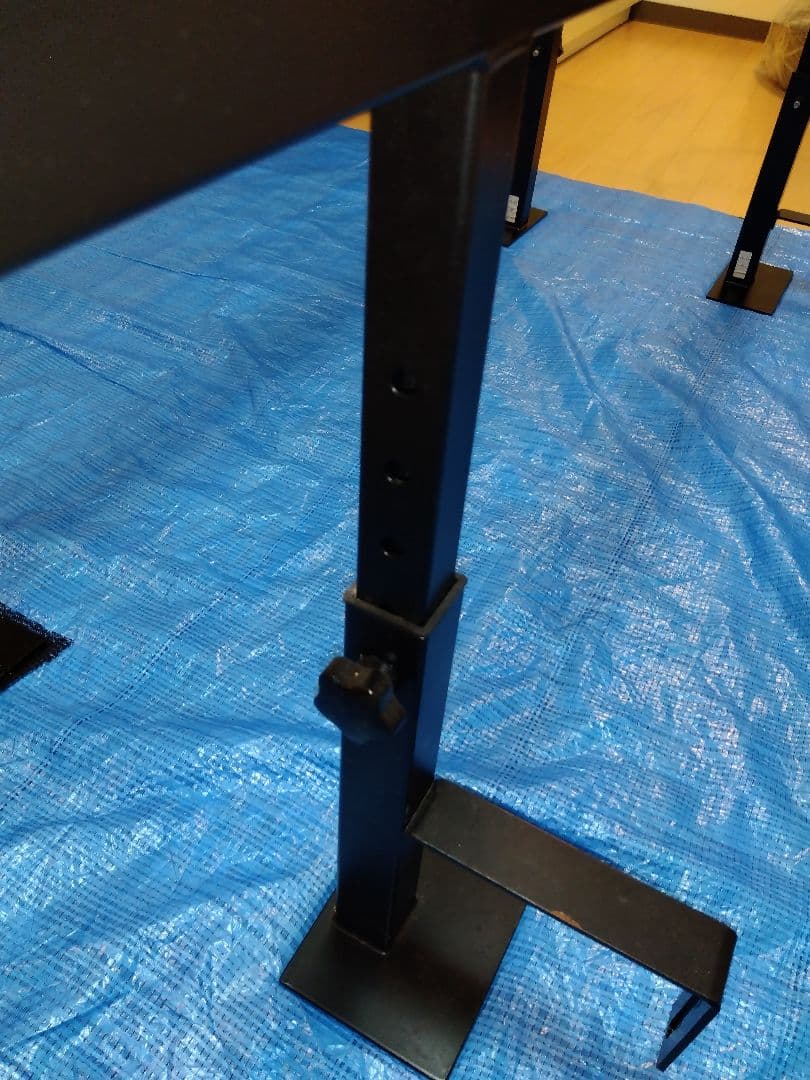 キャラバンNV350　ベッドキッド【直接引取り優先】