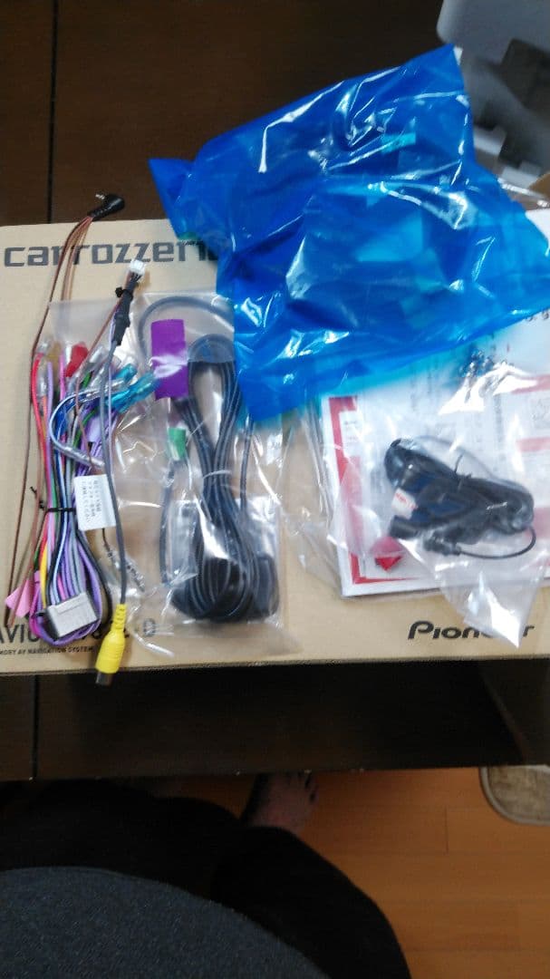 ツヨシ　パイオニア　Pioneer AVIC-RW822-D カーナビ