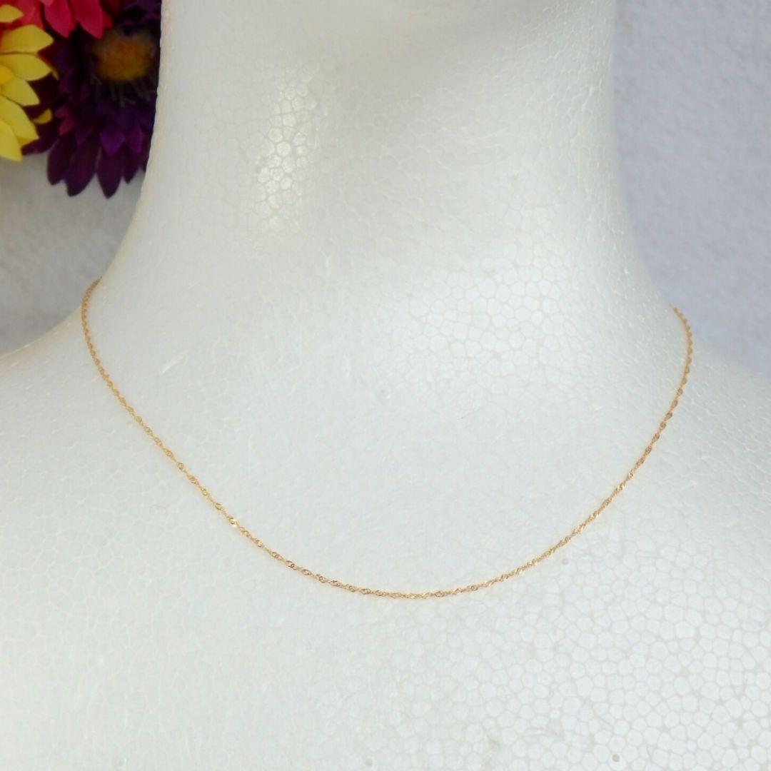 べてぃちゃん　k18ネックレス　スクリューチェーン　約1㎜幅　つけっぱなし