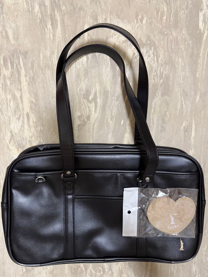 EASTBOY スクールバッグ　刺繍ロゴベージュ