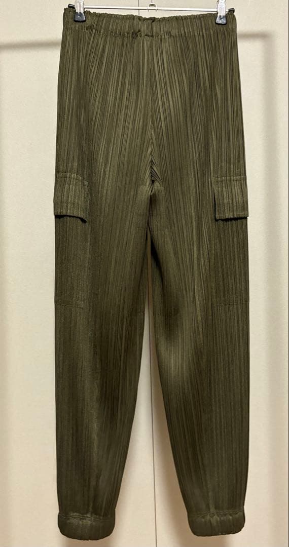 プリーツプリーズ PLEATS PLEASE カーゴパンツ カーキ 3