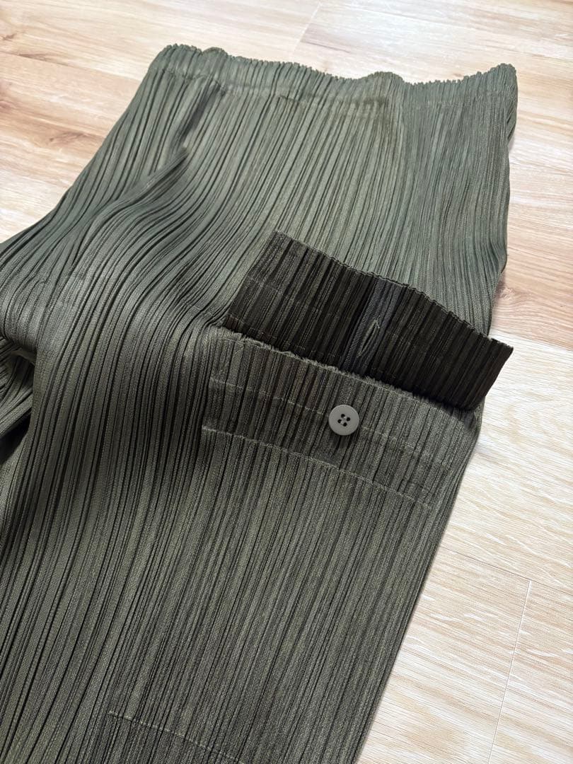 プリーツプリーズ PLEATS PLEASE カーゴパンツ カーキ 3