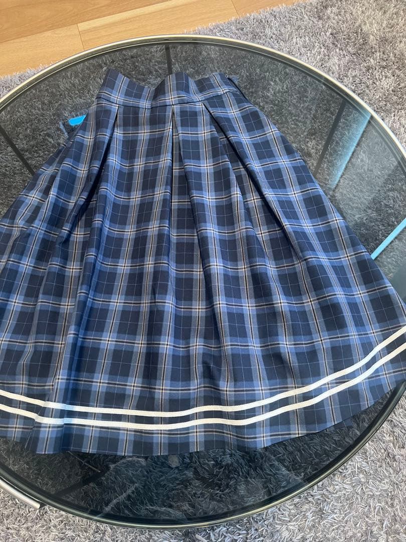 メゾピアノ　スーツLサイズ　卒業式