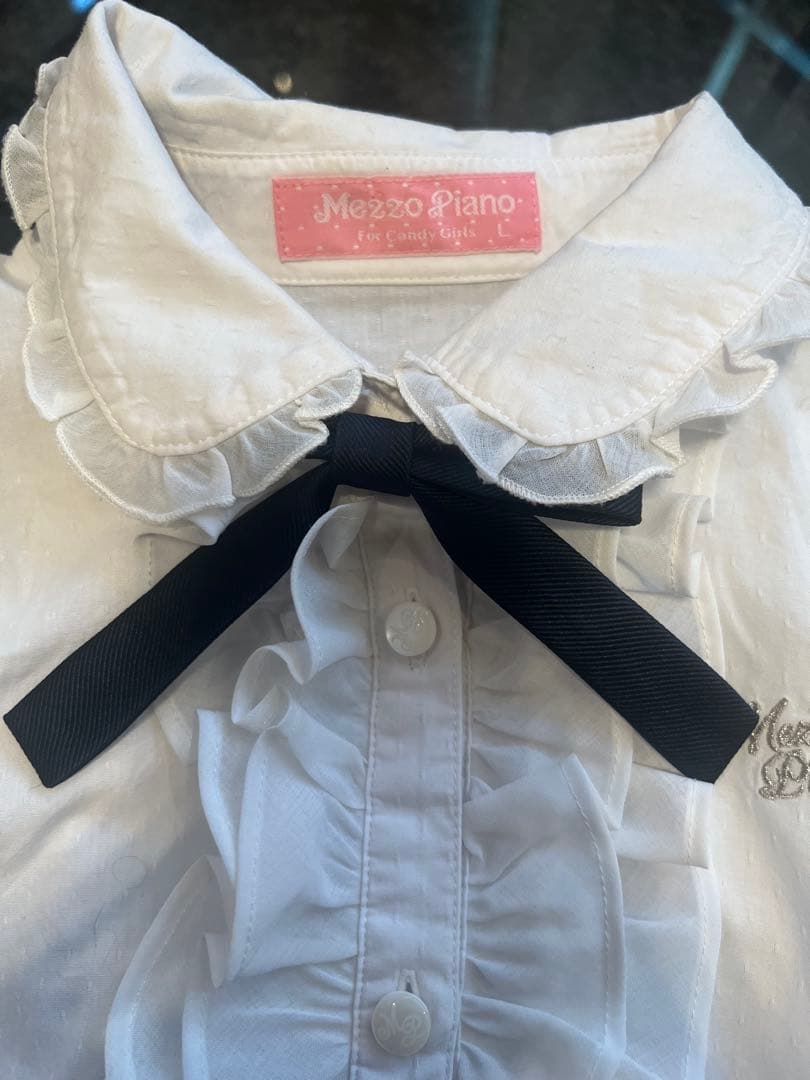 メゾピアノ　スーツLサイズ　卒業式