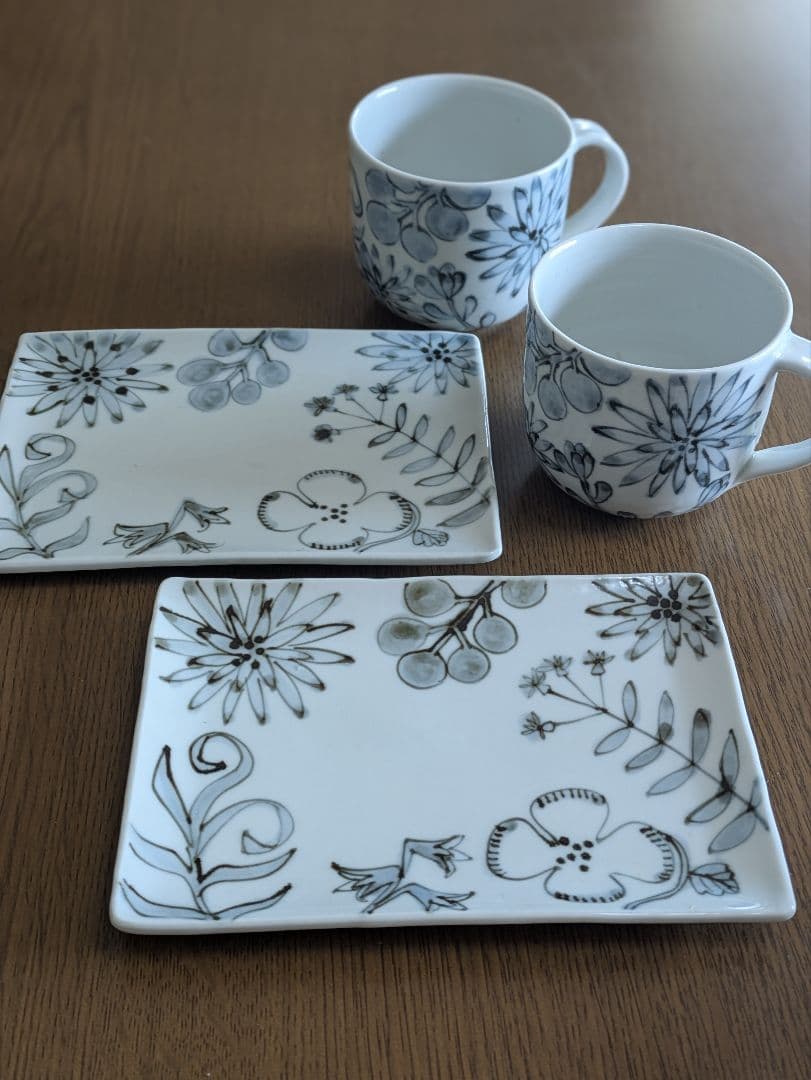 内村七生　ボタニカル　マグカップと長角平皿　2セット