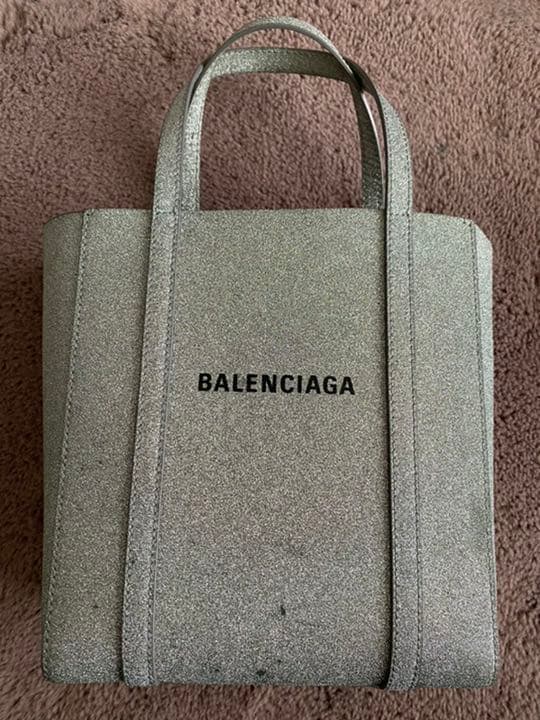 本日限定価格！バレンシアガトートバック