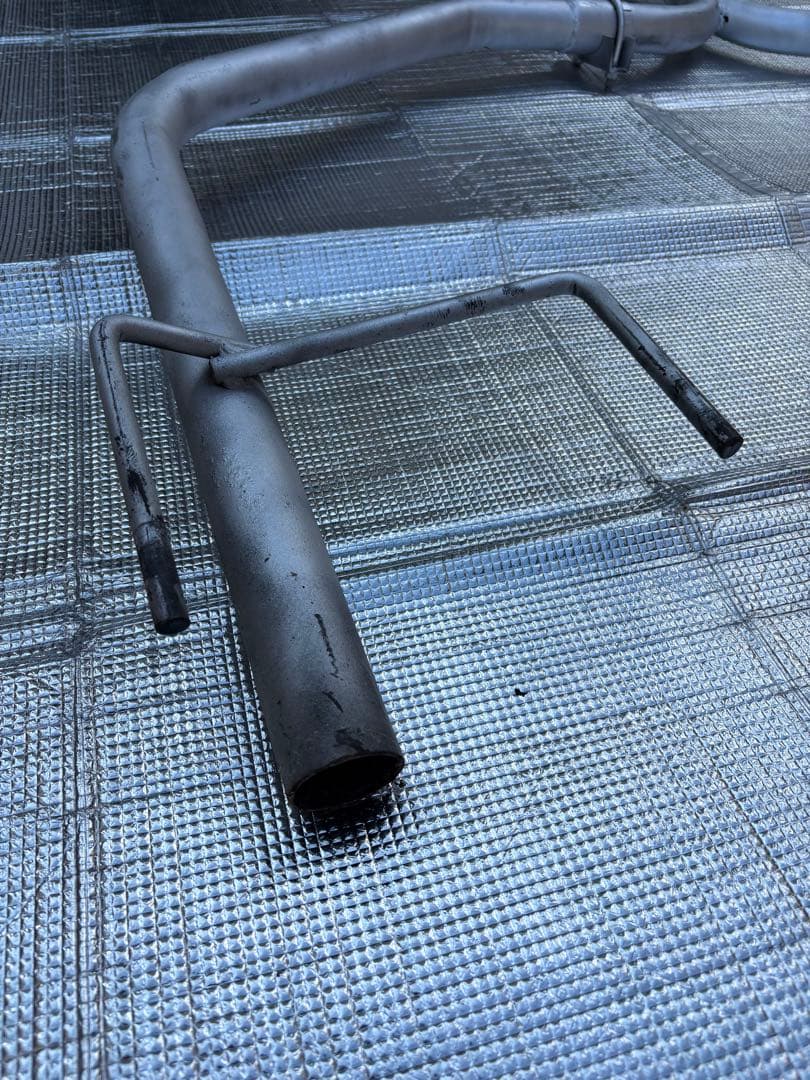 今週のみ値下げ‼️クラウン　マジェスタ（200系）社外リアピースマフラー