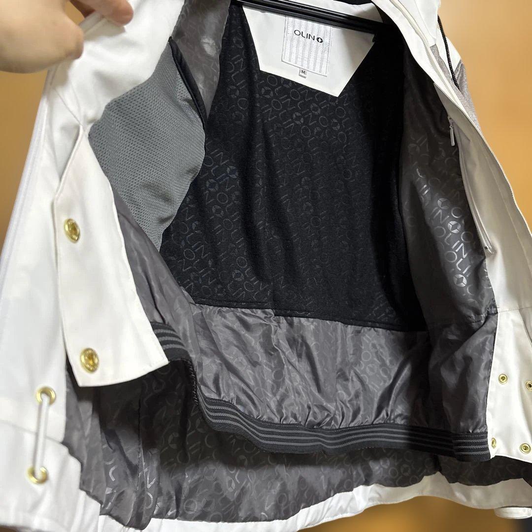 OLINO 白スキーウエアー　レディース