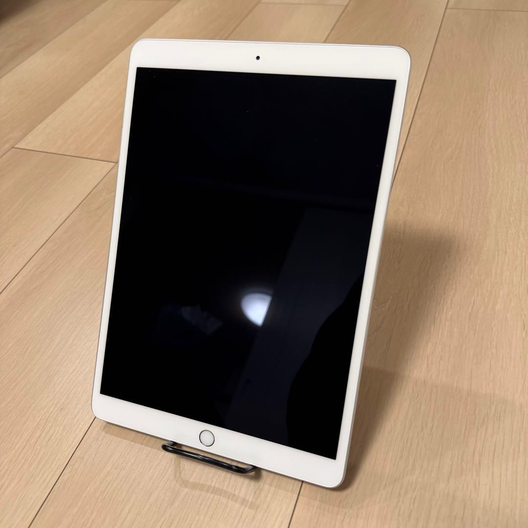 Apple iPad Air3 64GB Wi-Fiモデル　シルバー