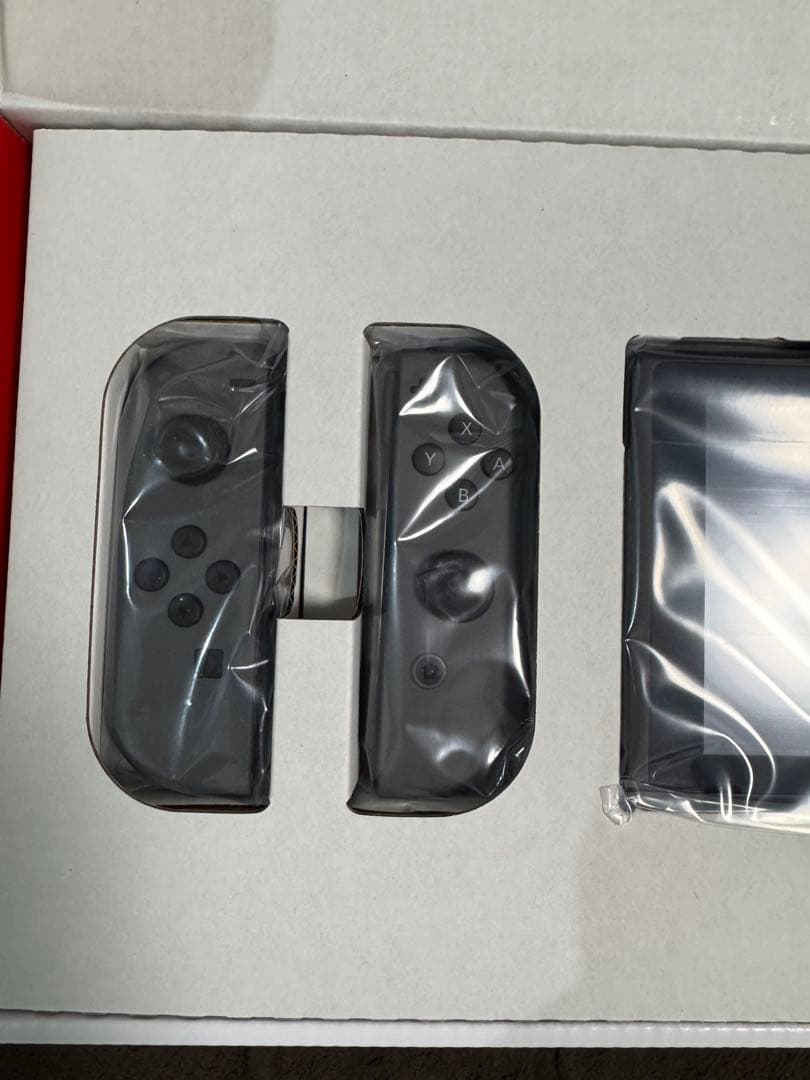 【新品未使用】任天堂Switch！本体！