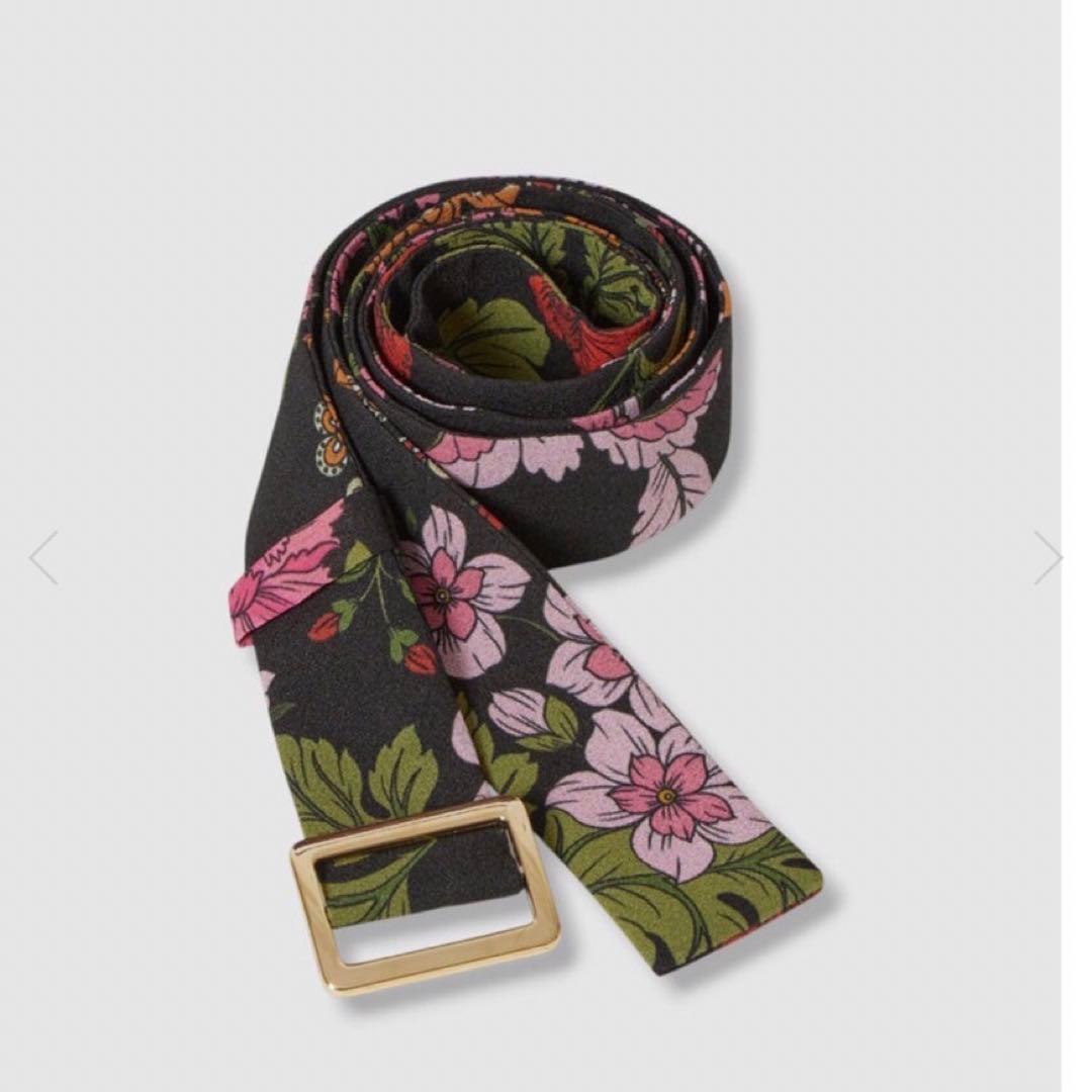 ◎美品★破格★シンメトリーフラワープリントワンピース