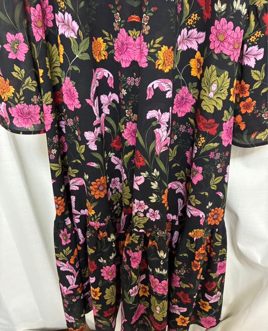 ◎美品★破格★シンメトリーフラワープリントワンピース