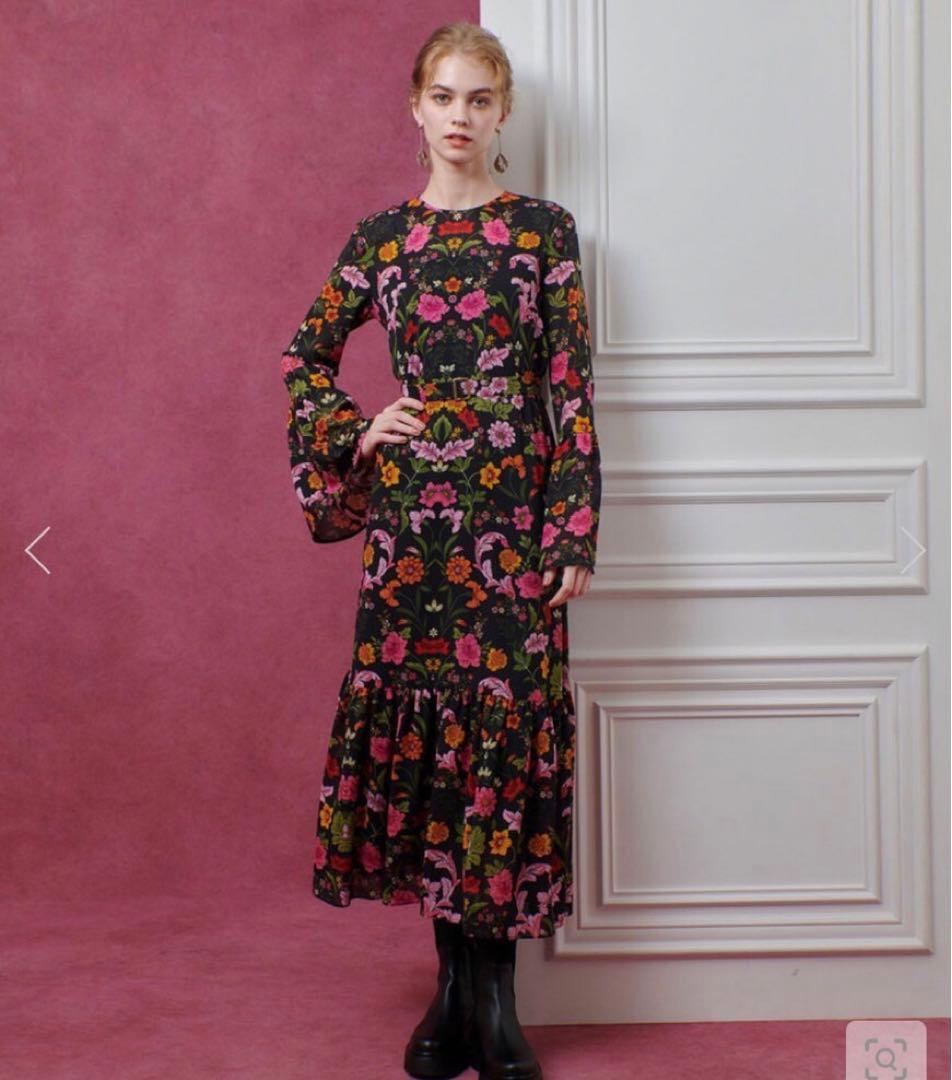 ◎美品★破格★シンメトリーフラワープリントワンピース