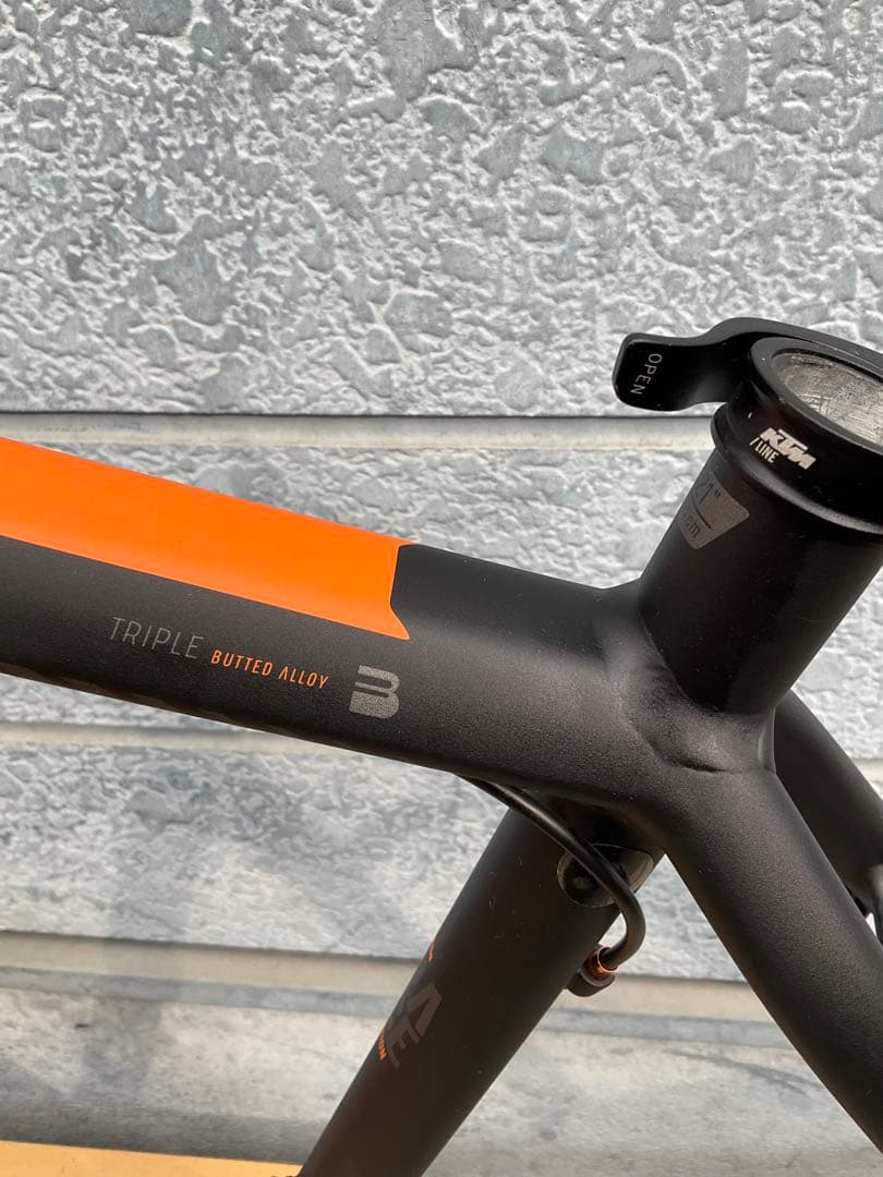 KTM RACE ACTIONマウンテンバイクフレーム ブラック/オレンジ