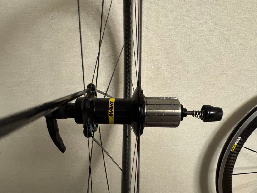 MAVIC COSMIC PRO CARBON クリンチャー
