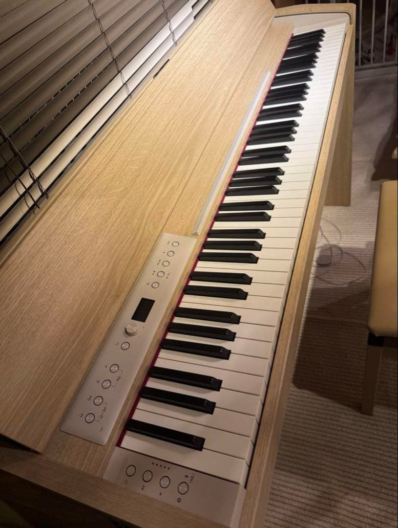 Roland F701 LA 電子ピアノ 88鍵盤 ライ トオーク 美品