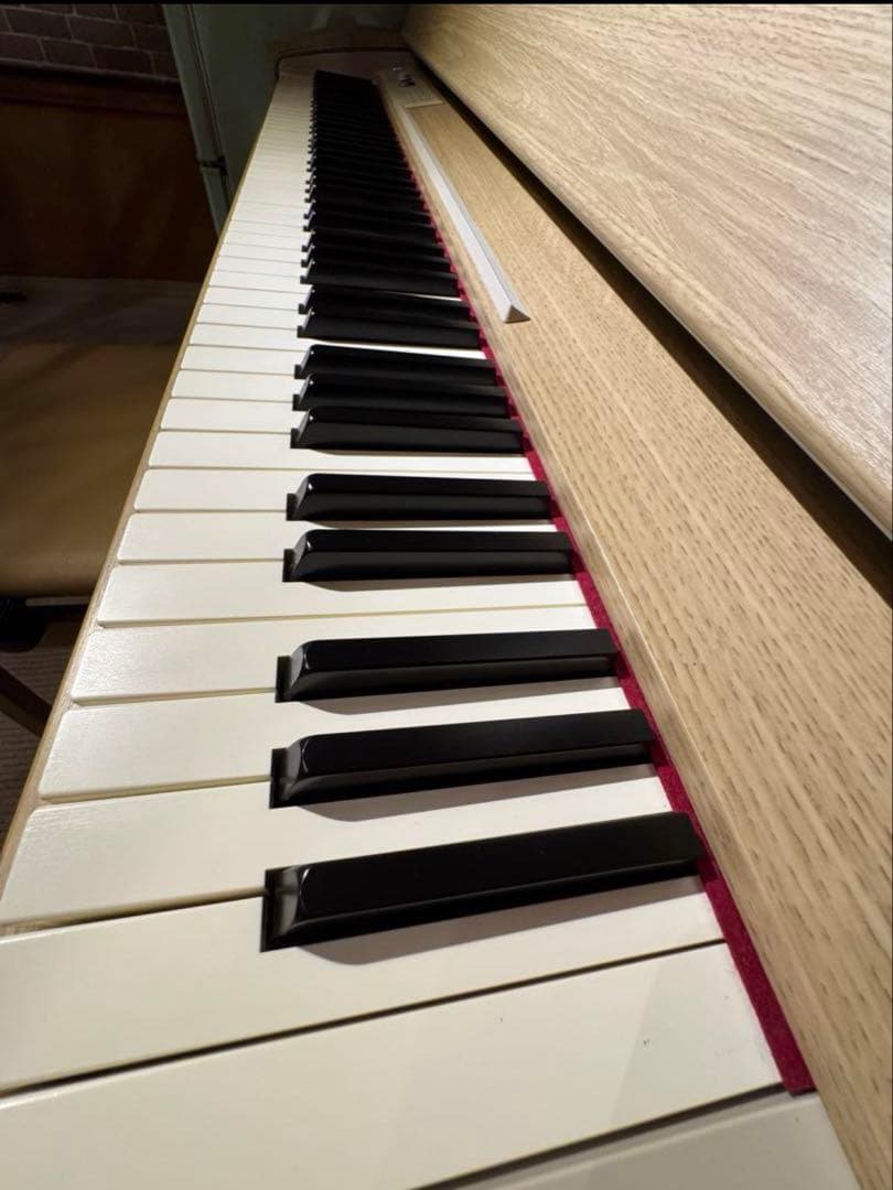 Roland F701 LA 電子ピアノ 88鍵盤 ライ トオーク 美品