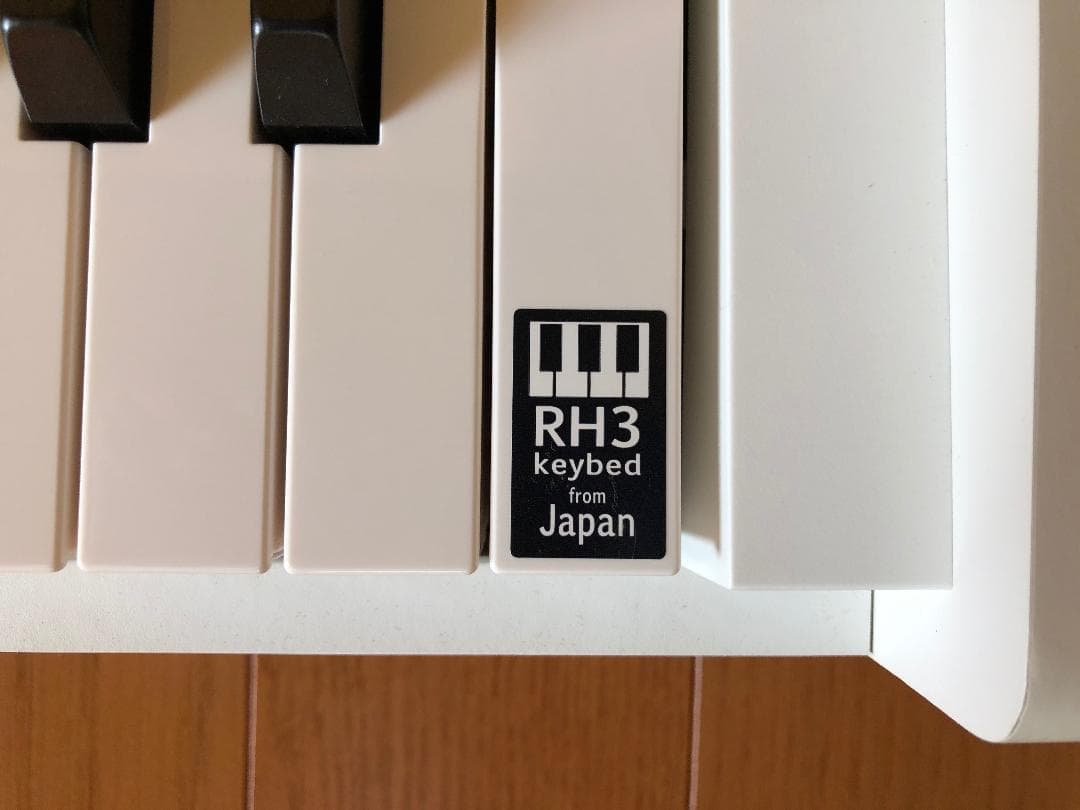 美品 KORG D1 WH 88鍵 デジタルピアノ