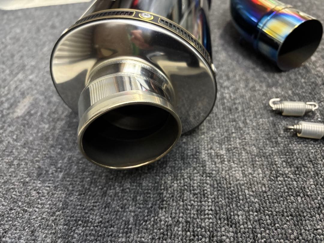 Ninja DLC Titan マフラー