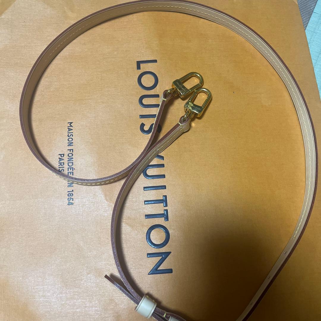 【 新品未使用✨️！！！⠀】Louis Vuitton ショルダーストラップ