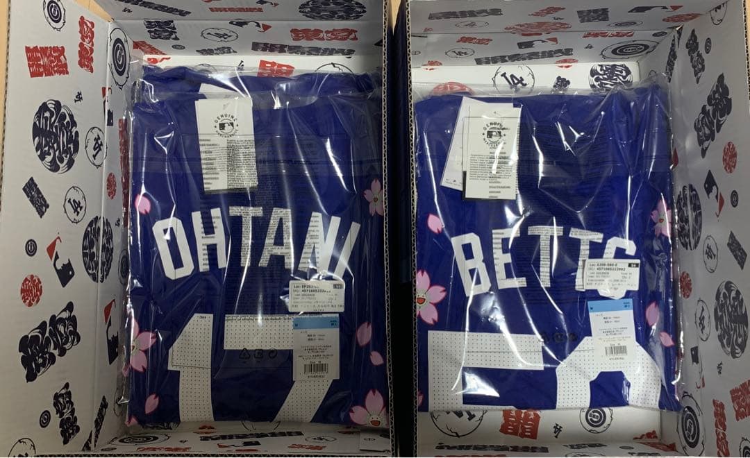 ドジャース 大谷翔平＆ベッツ2枚セット　村上隆デザインTシャツ　山本由伸　M