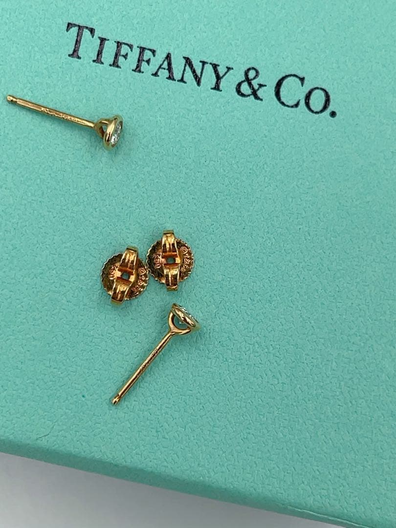 TIFFANY&Co.ティファニーバイザヤードピアスK18 YG 直径4.2mm
