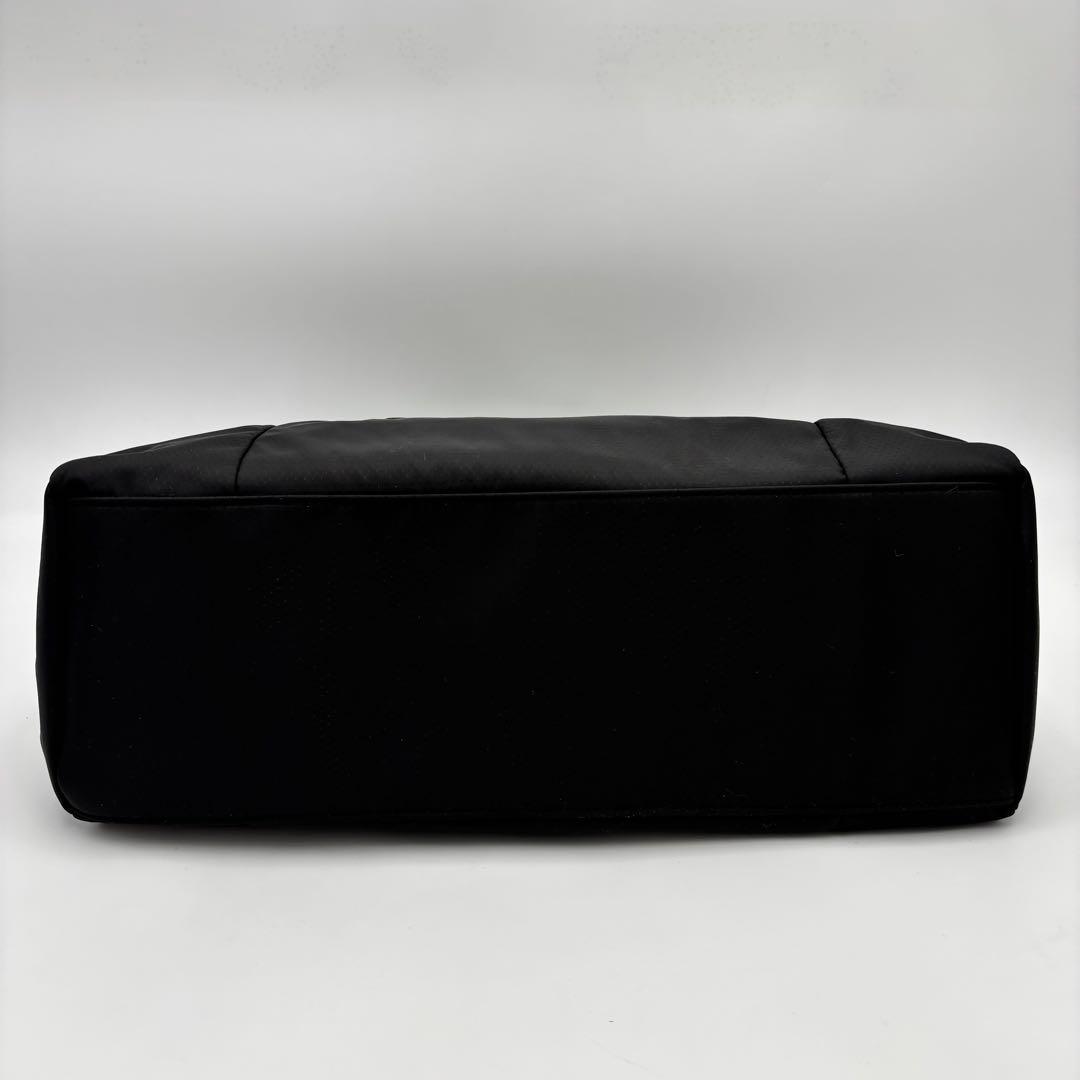 ✨未使用品✨イアパピヨネ ナイロン トートバッグ ブラック ショルダー付