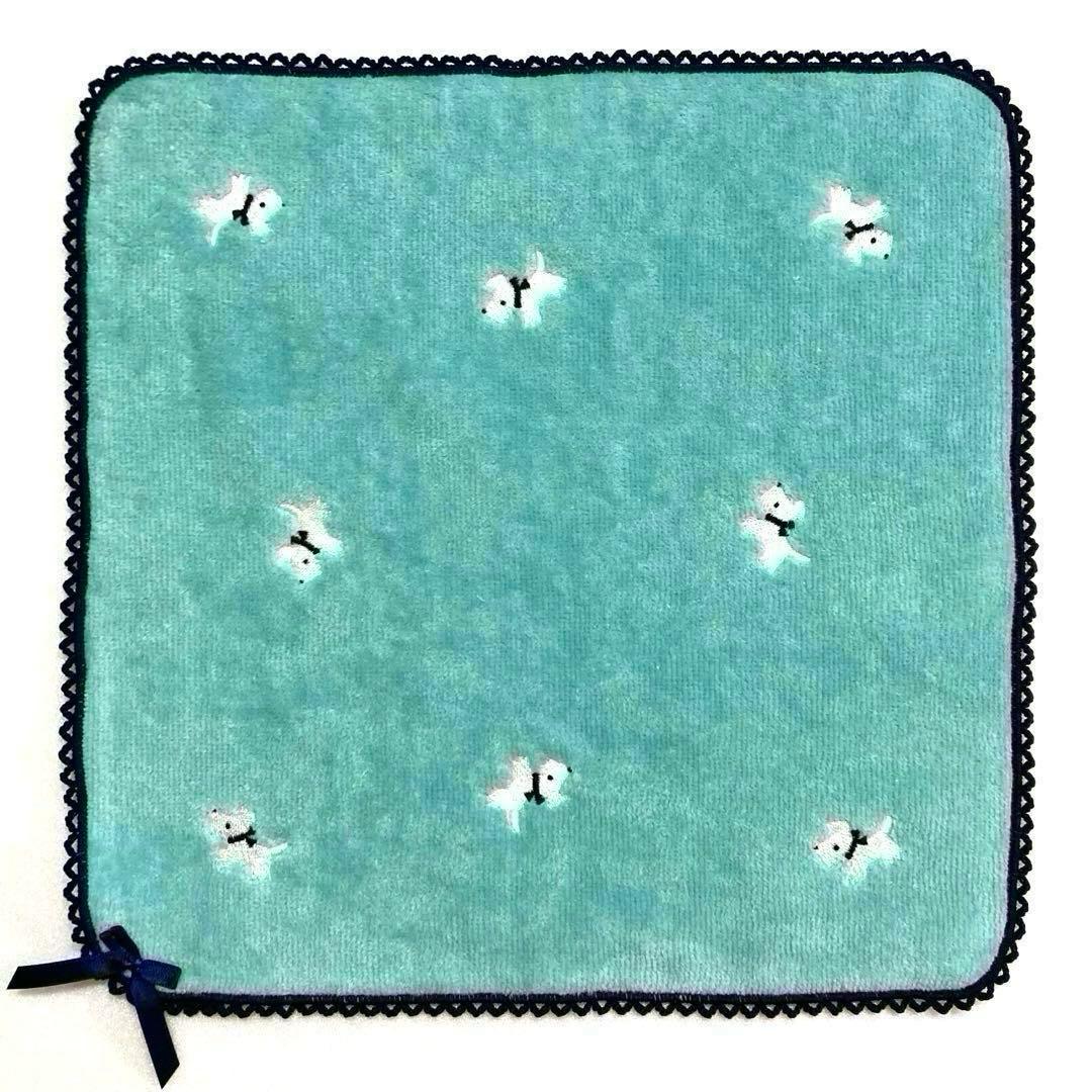 2025年春のファミリアショーの ノベルティのバッグと 新品のタオルハンカチ