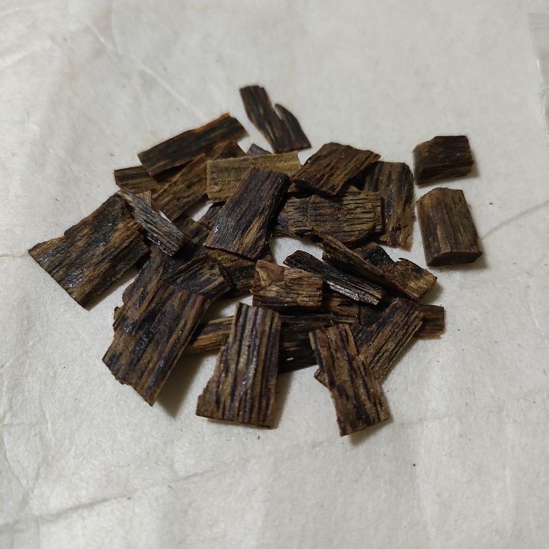 値下げ!!★極品 緑油伽羅 ★割 笹2.04g ＊聞香用・お香・香道具・伽羅割