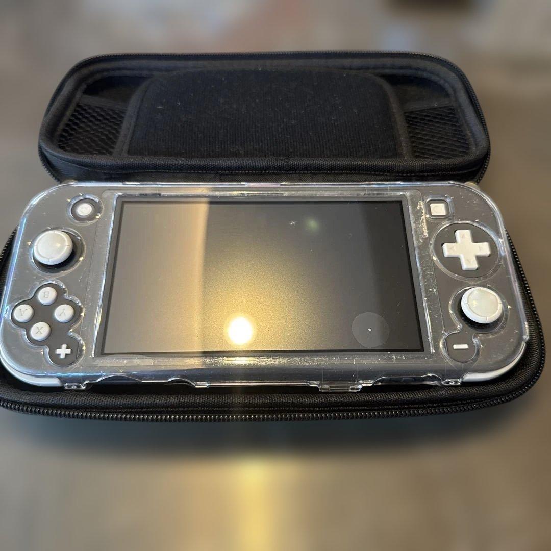 Nintendo Switch Lite クリアケース付き　ジャンク品