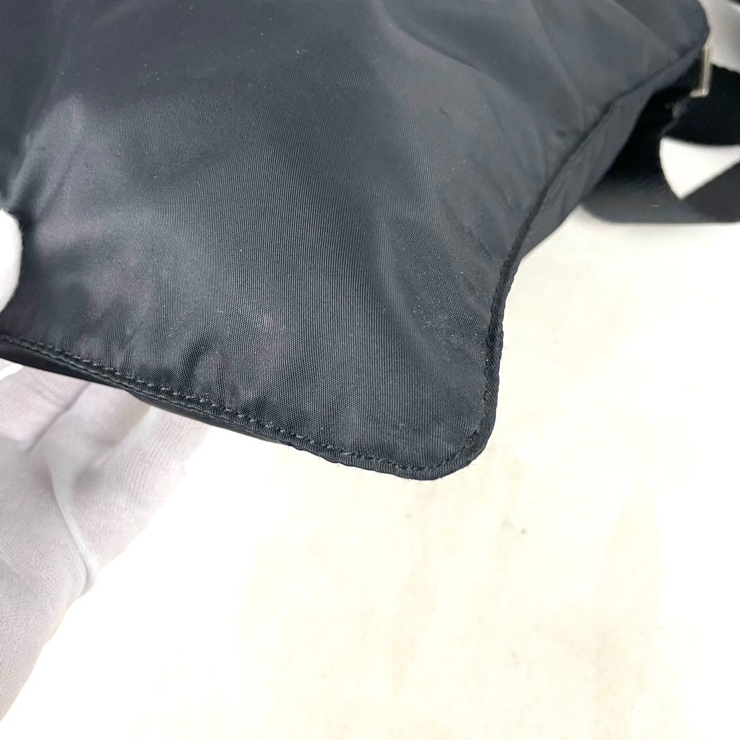 PRADA プラダ ショルダーバッグ ナイロン 三角プレート ロゴ ブラック