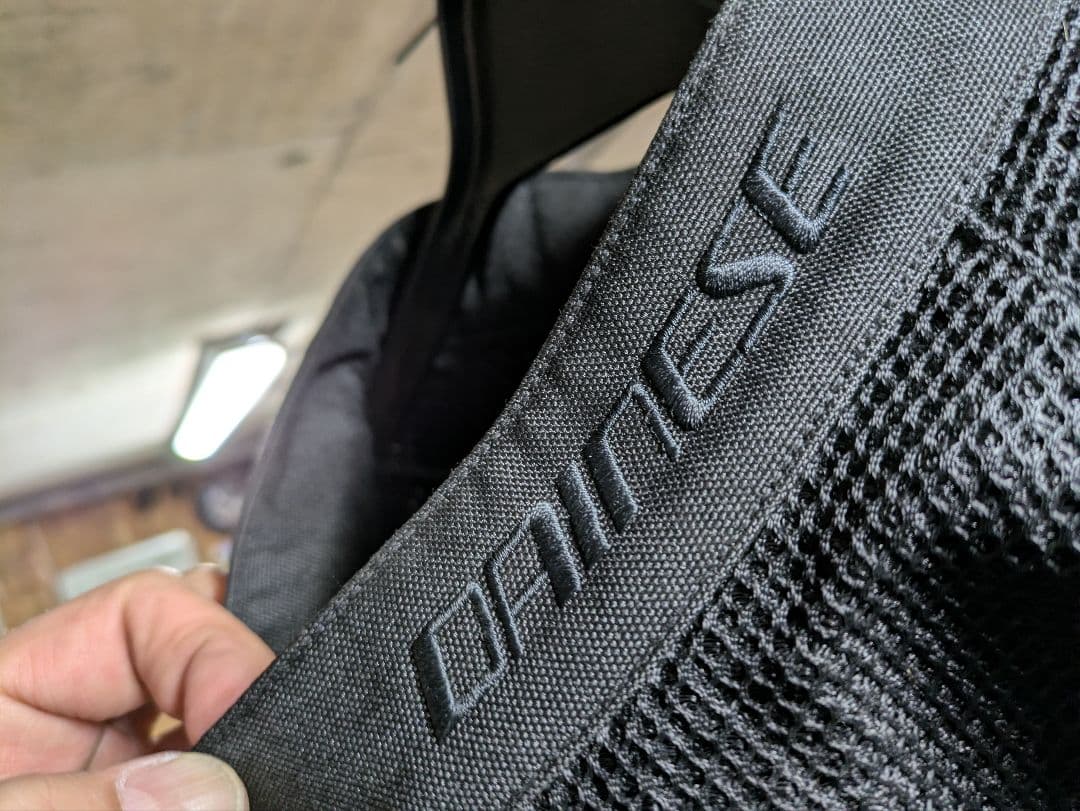 ダイネーゼ　DAINESE メッシュジャケット中古
