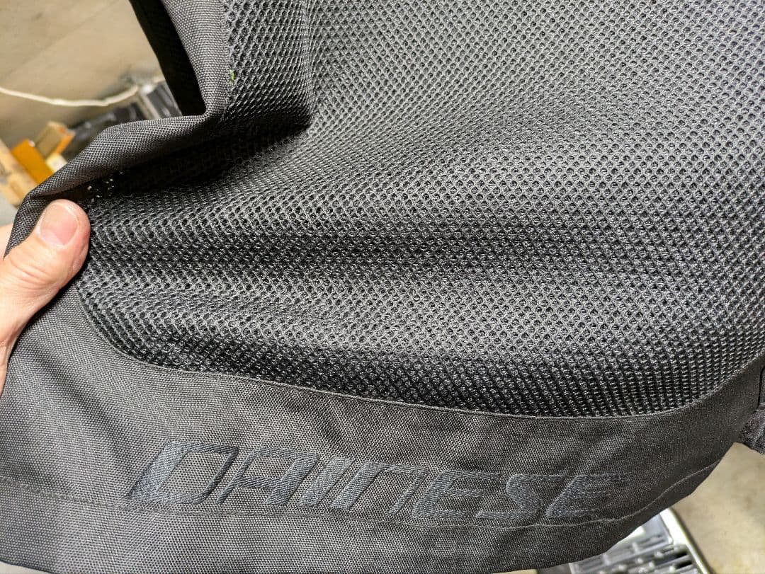 ダイネーゼ　DAINESE メッシュジャケット中古