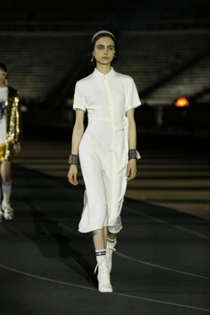 本日限定お値下げ★Christian Dior★ドレープ優美/エクリュ近年物