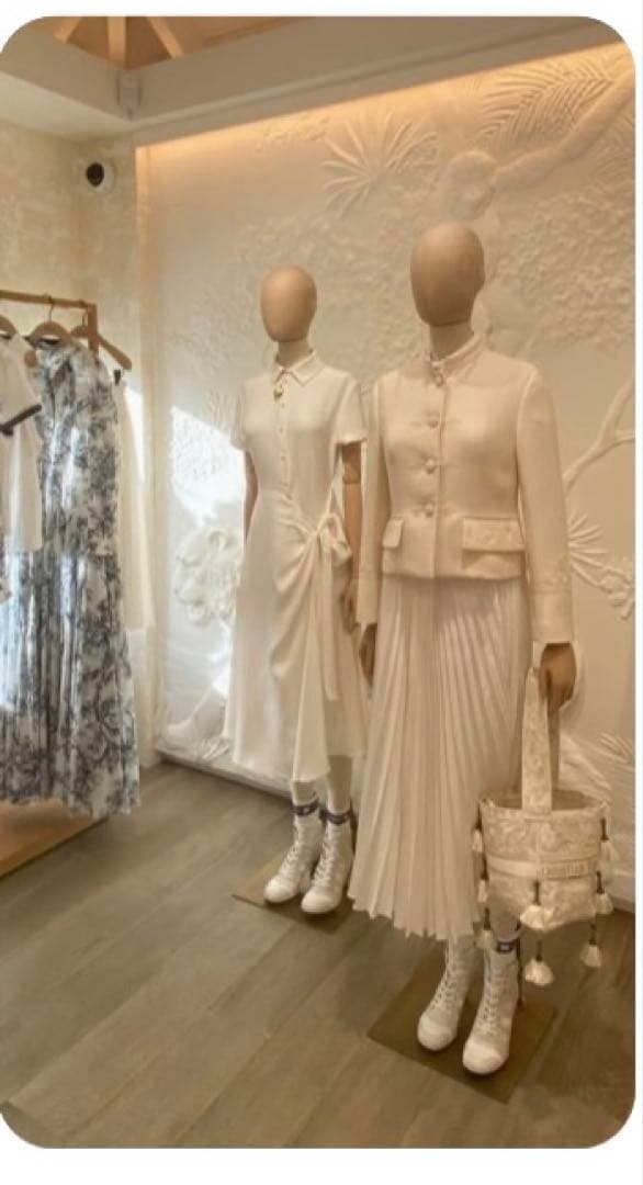 本日限定お値下げ★Christian Dior★ドレープ優美/エクリュ近年物