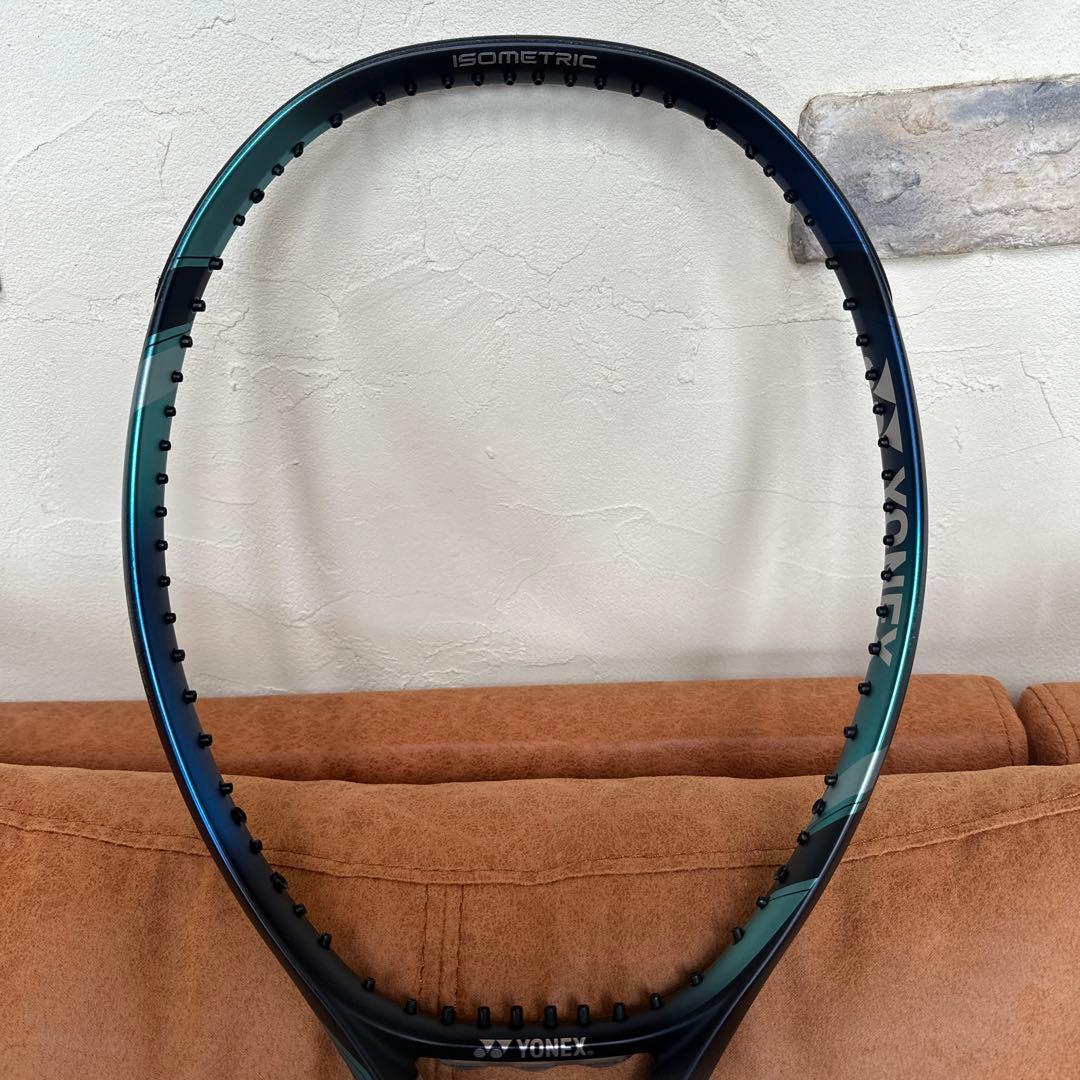美品　YONEX EZONE 100L 2022 テニスラケット