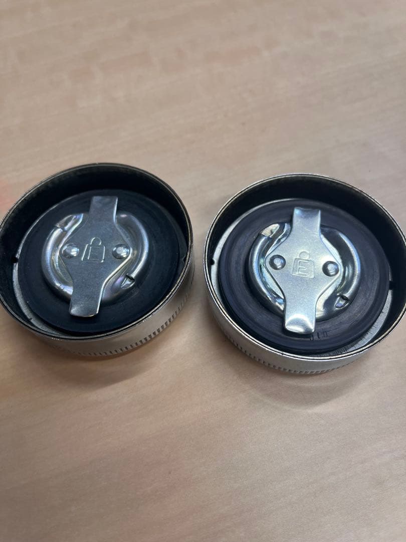 H*M様 ハーレー　ガソリンキャップ　E刻印　イートン